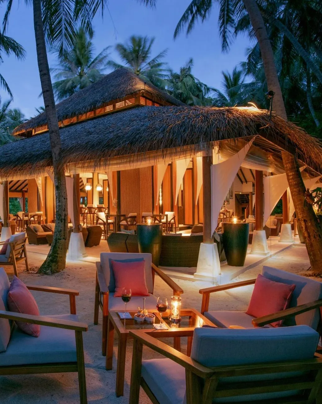 Beach Dinner & Private Experiences